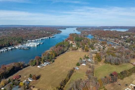 Marina on Chickamauga Lake in Harrison, Tennessee